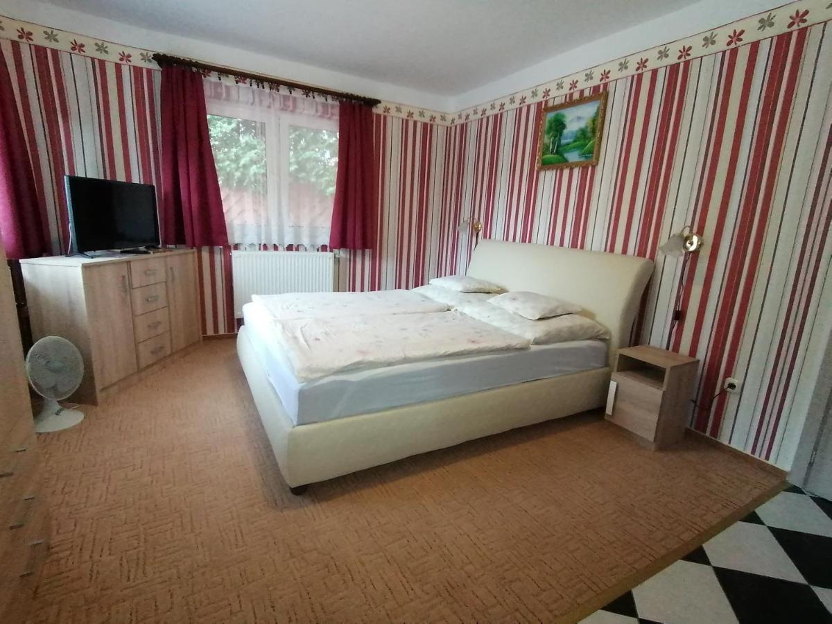 Magdalena Apartmanhaz Heviz Exterior photo