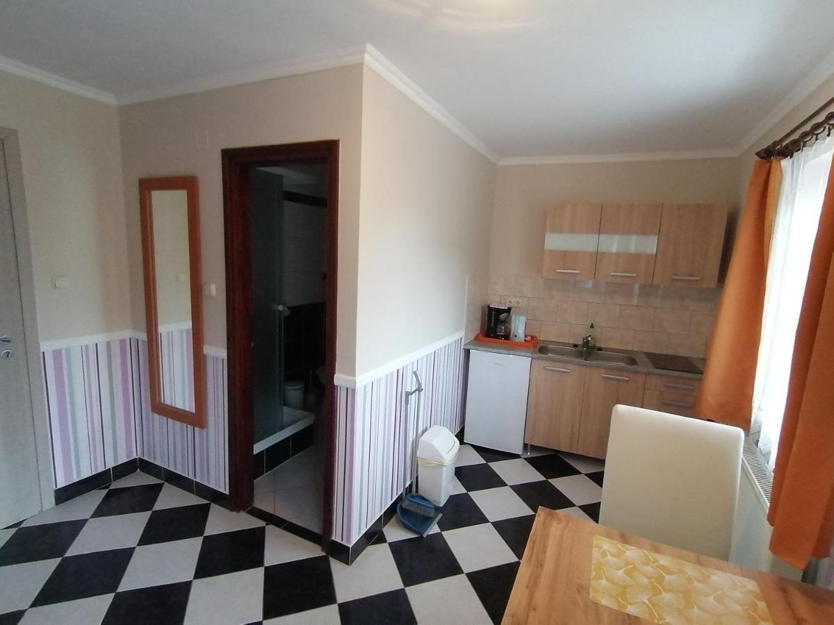 Magdalena Apartmanhaz Heviz Exterior photo