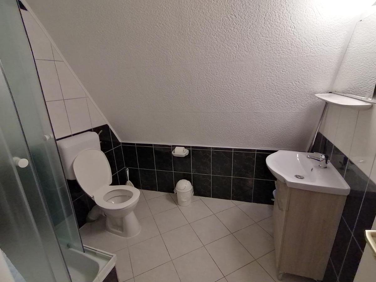 Magdalena Apartmanhaz Heviz Exterior photo